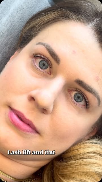 Lash lift & tint